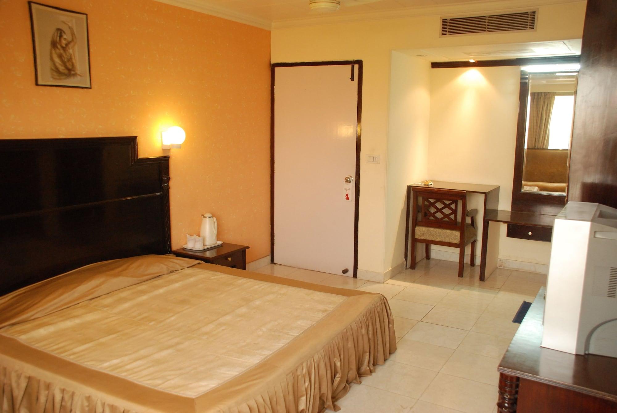 Hotel Ganga Ratan Agra  Exterior photo