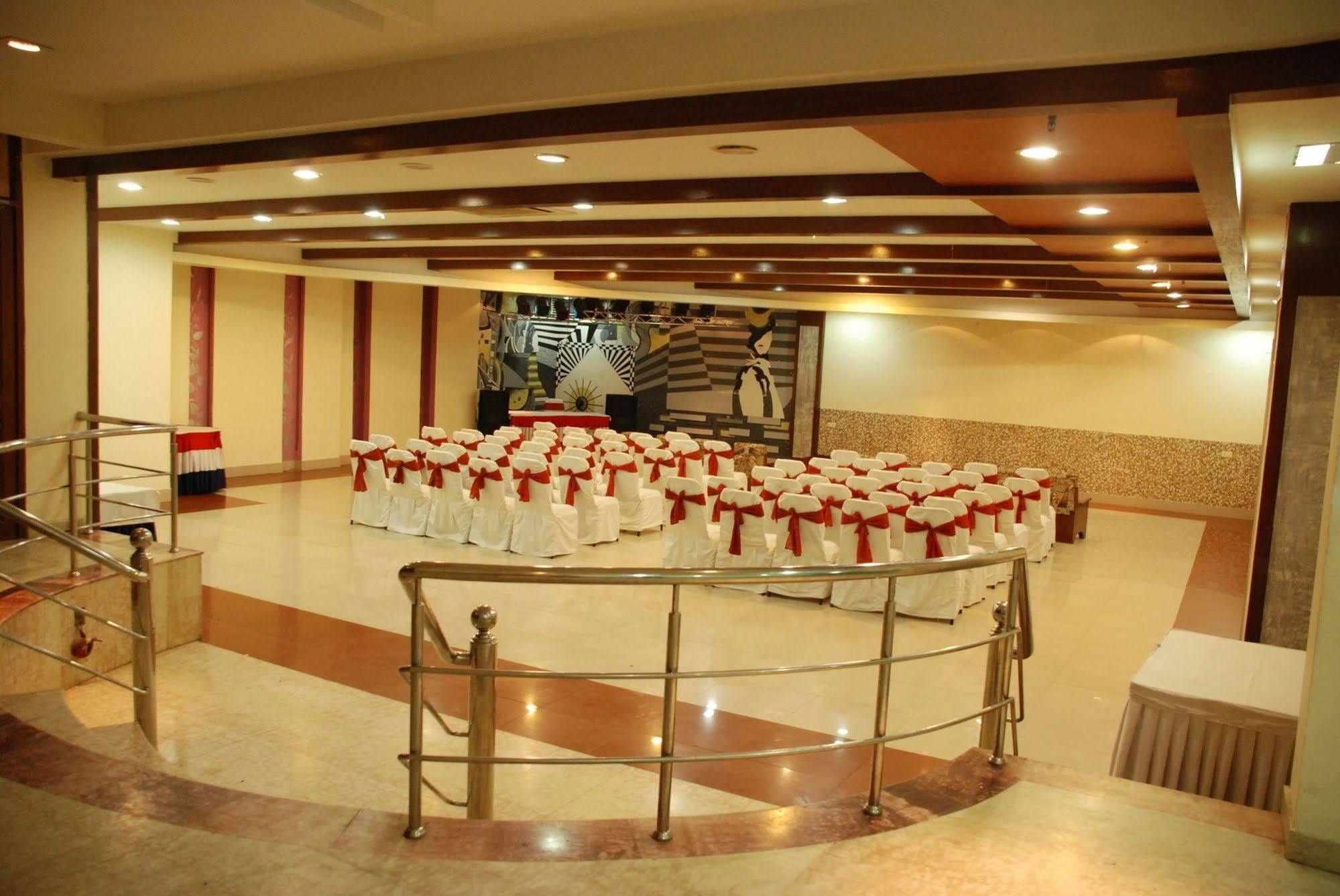 Hotel Ganga Ratan Agra  Exterior photo